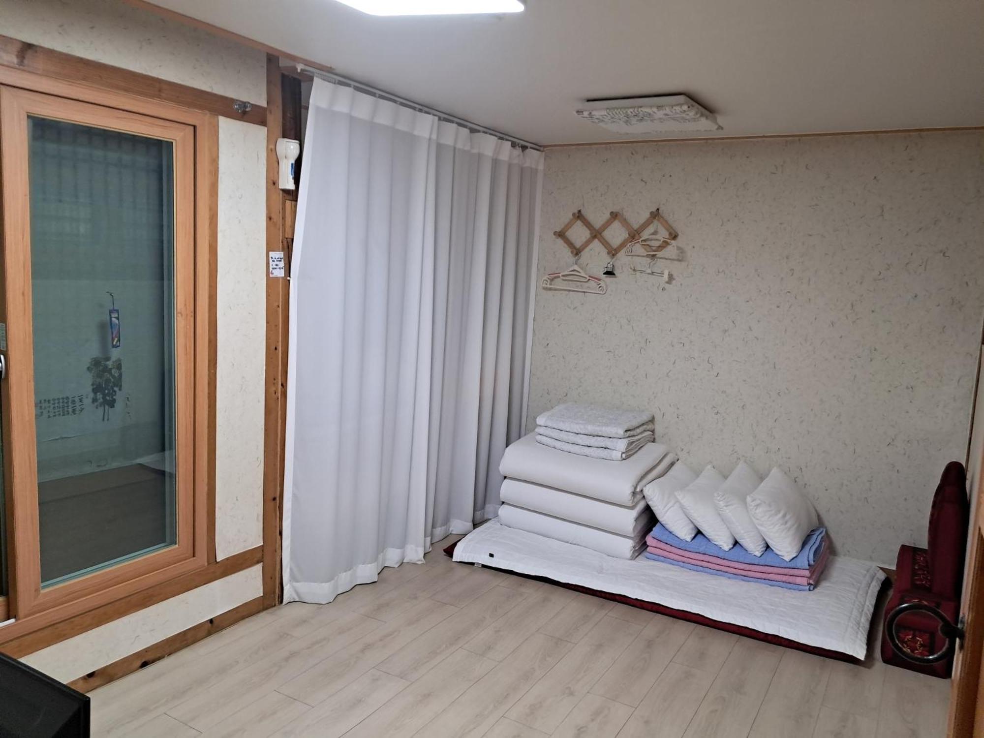 Hanok Guesthouse Nuha Seul Exterior foto